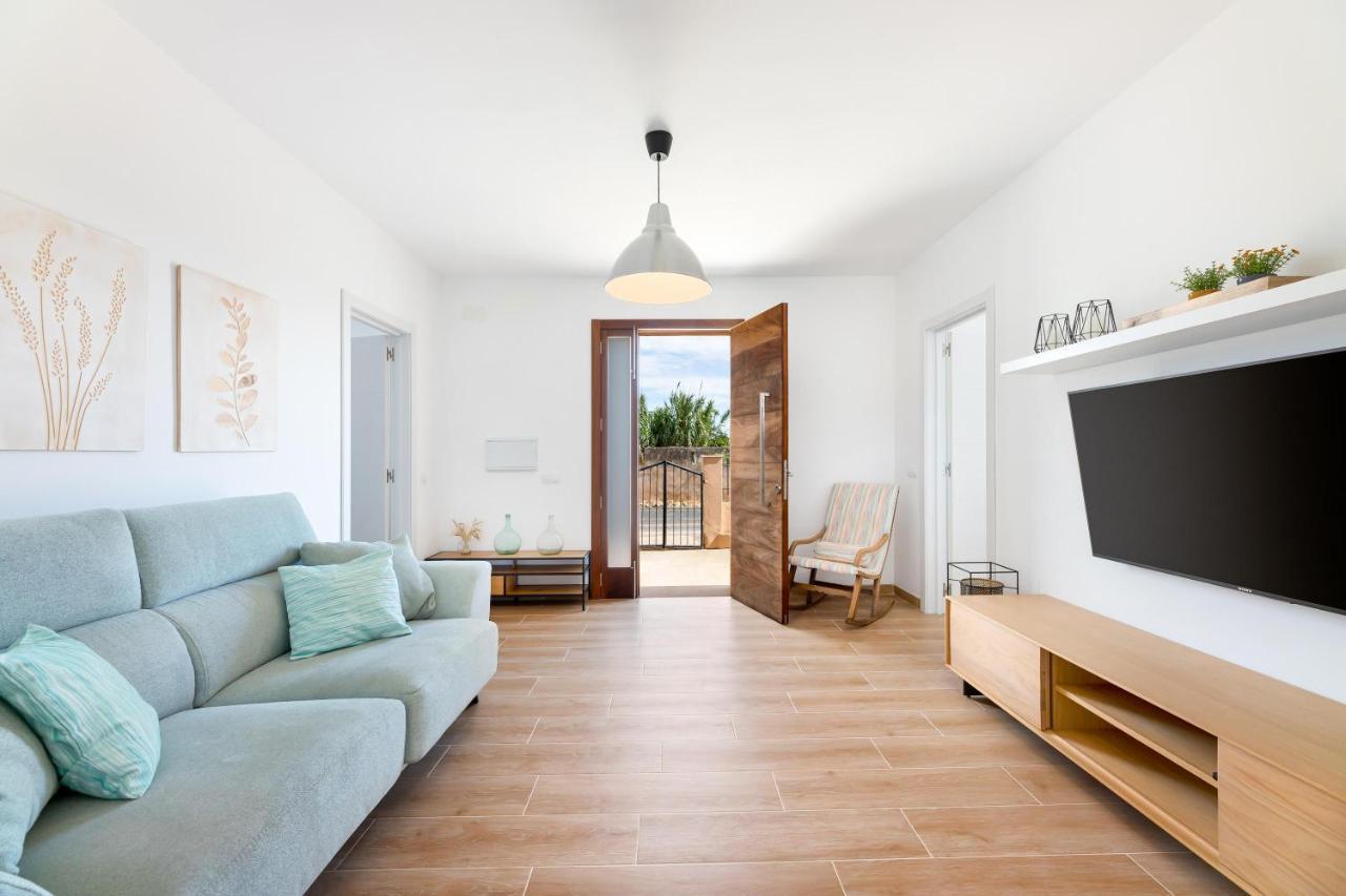 Es Cos Villa Algaida  Bagian luar foto
